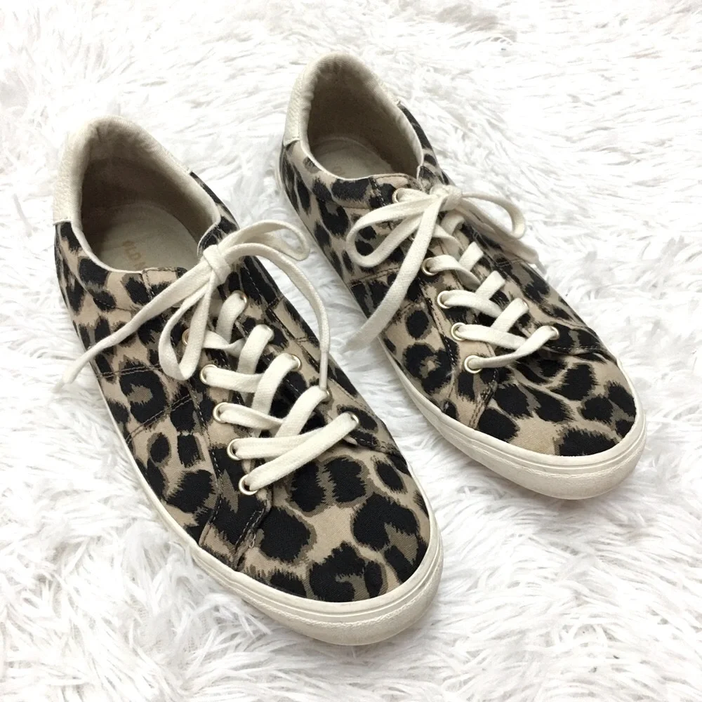 Old Navy Leopard Print Sneakers Size 8